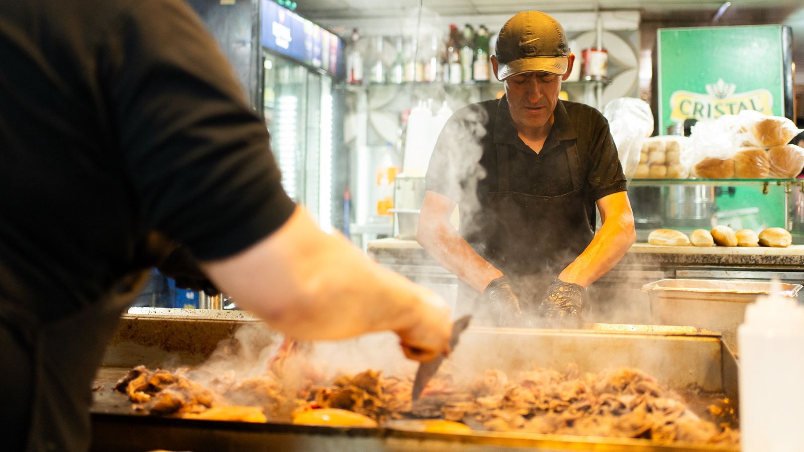 La Terraza: los sándwiches y la tradición del icónico negocio familiar de Vicuña Mackenna que sigue resistiendo en el corazón de Santiago
