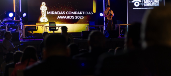 Inicio y espectadores del Miradas Compartidas Awards 2025.