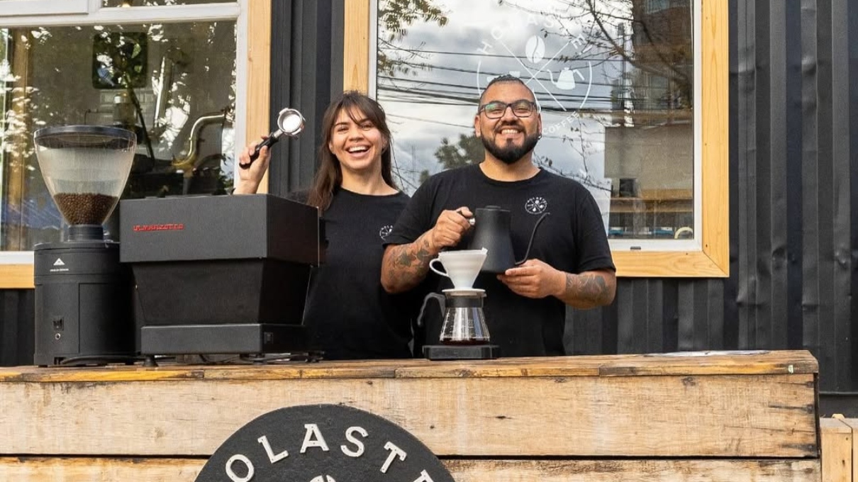 Eligen a las mejores cafeterías de Sudamérica: Holaste! de Puerto Natales alcanza el tercer lugar y hay 12 chilenas en el Top 100