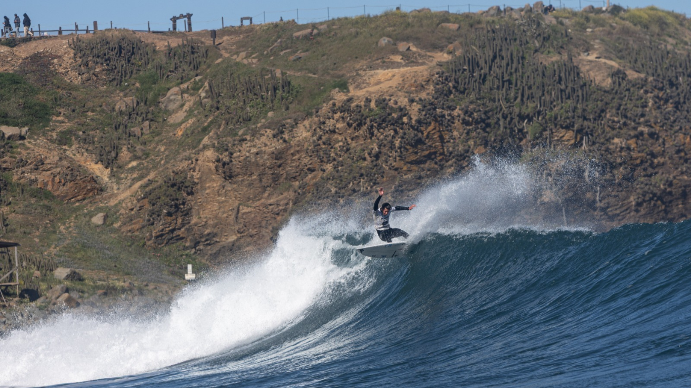 “Lobos por siempre: La Celebración”: El multitudinario evento en Punta de Lobos que reunió a la elite del surf y entregó $6 millones en premios