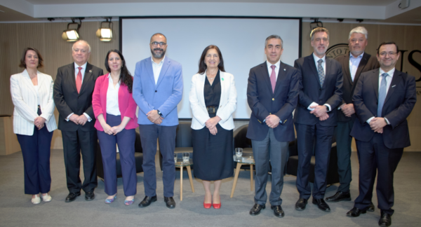 Asistentes y autoridades del II Congreso Internacional de Educación Superior