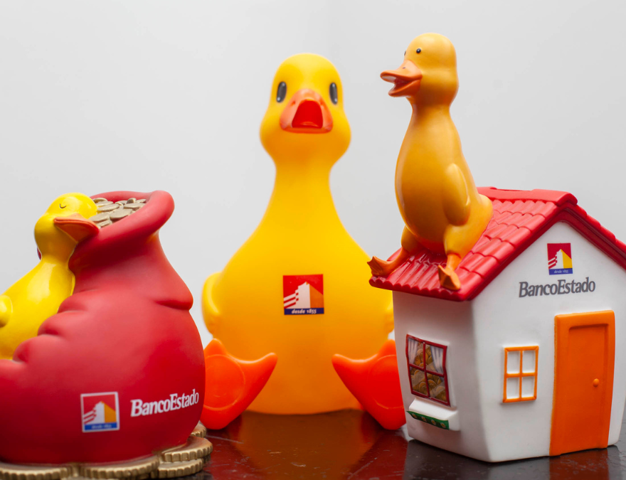 Pato de educación financiera de Banco Estado.