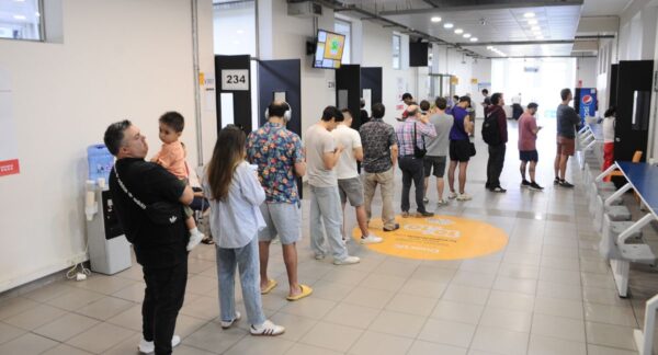 Filas de votación - Elecciones 2025