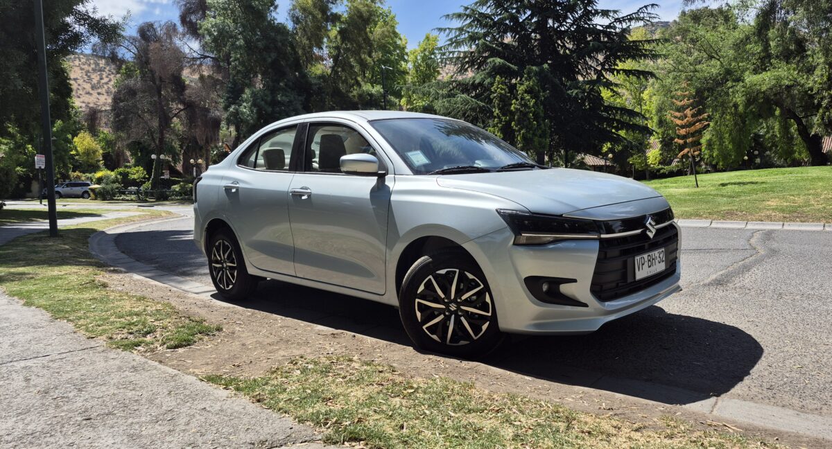 Prueba de manejo Suzuki Dzire 2025 1.2 CVT