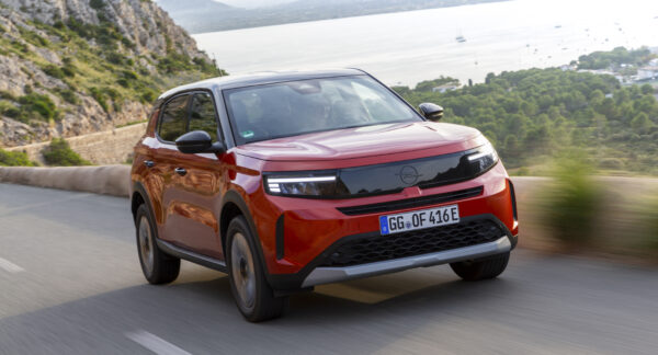 lanzamiento del Opel Crossland en Chile