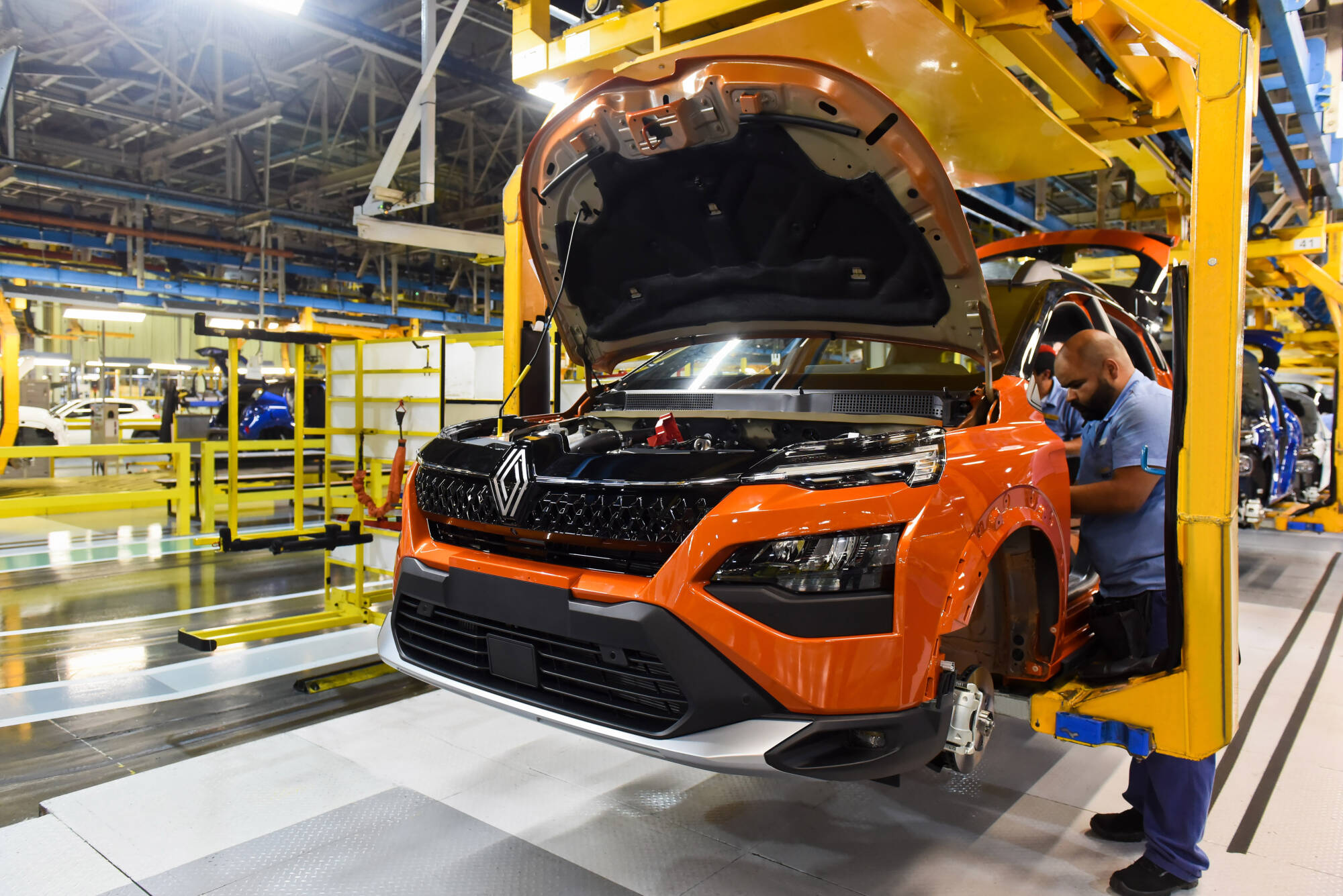 autos Geely-Renault en Brasil