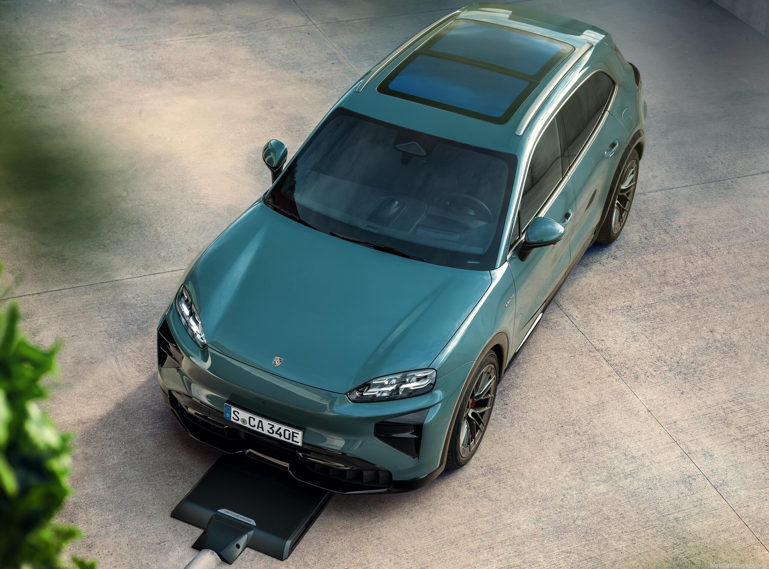 Porsche Cayenne Electric