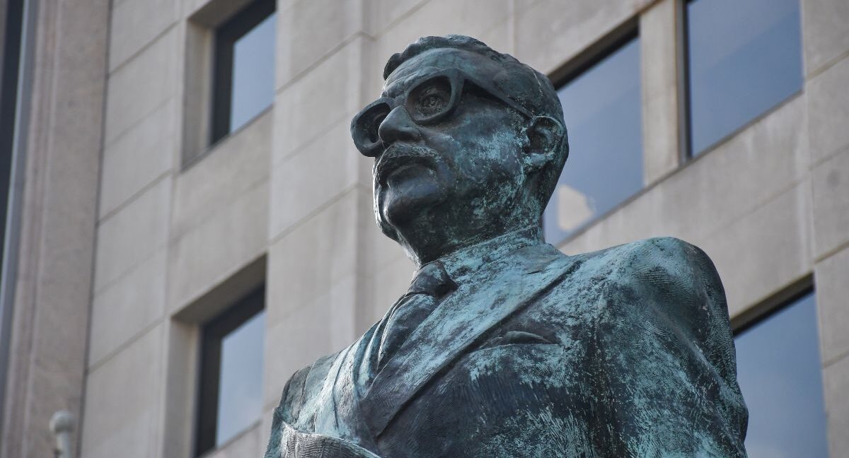 Fundación Salvador Allende