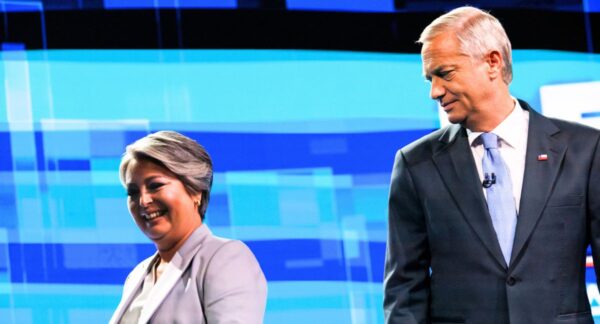 Jeannette Jara y José Antonio Kast