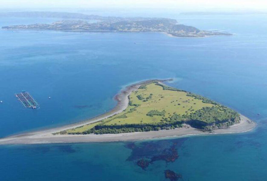 Isla Imelev ferente a Chiloé.