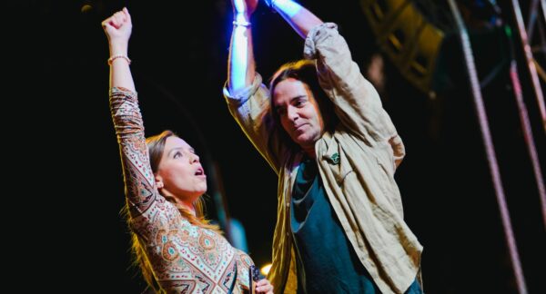 Celebración paralela cuchillo