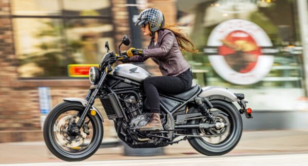 elegir un buen casco de moto