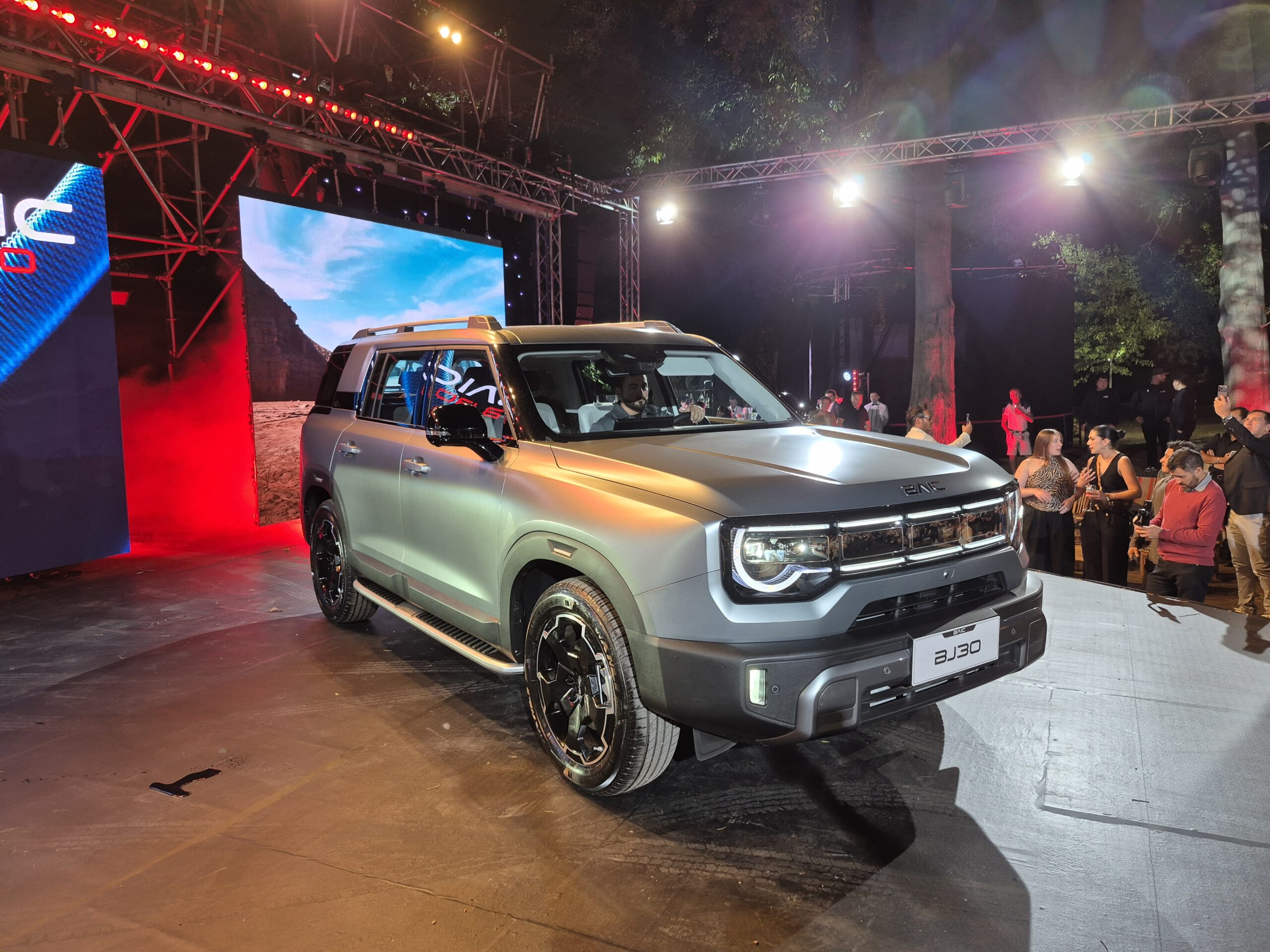 relanzamiento de BAIC en Chile
