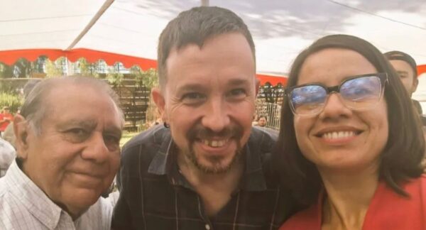 Juan Andrés Lagos, Pablo Iglesias y Florencia Lagos Neumann