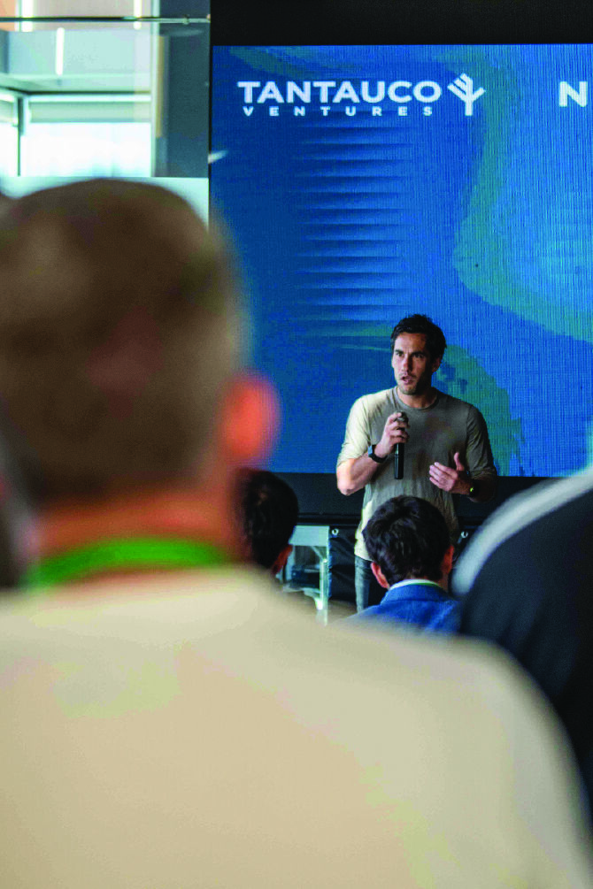 Cristóbal Piñera en un evento de Tantauco Ventures