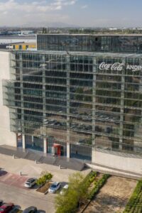 Coca-Andina en su edificio de comunicaciones corporativa.