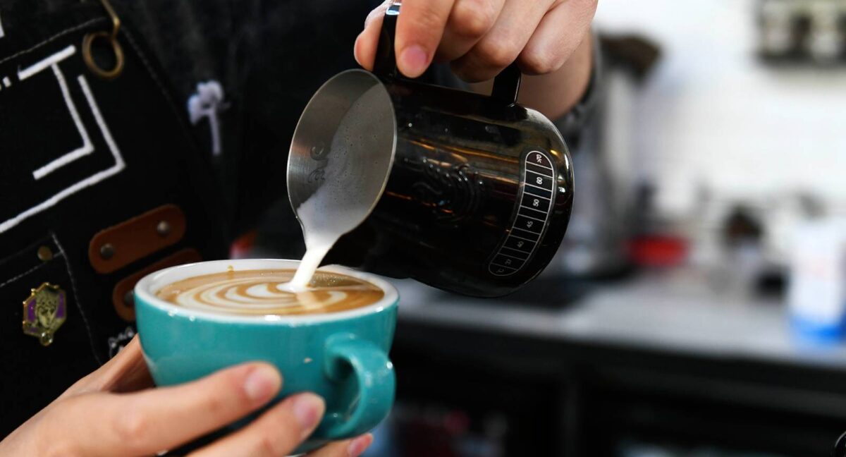 café