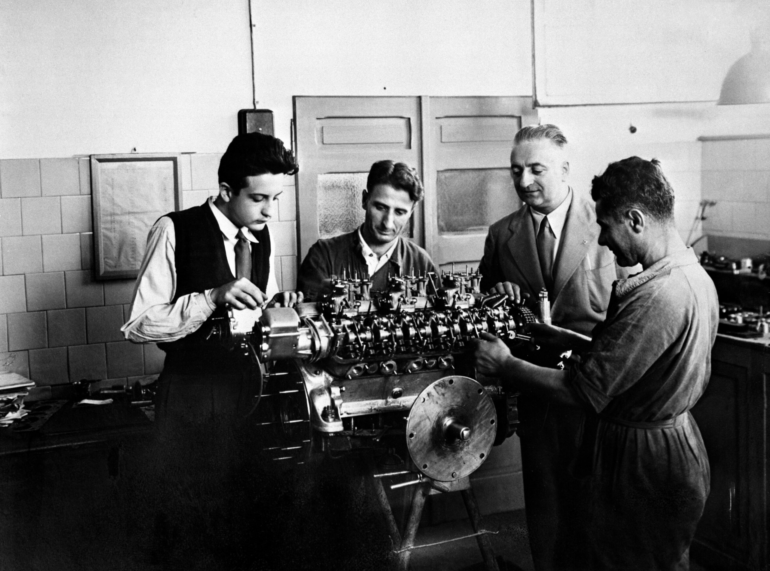 biografía y legado de Enzo Ferrari