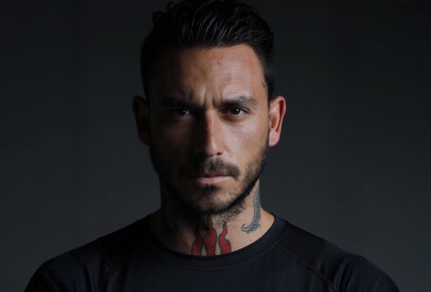 Remate de Mauricio Pinilla