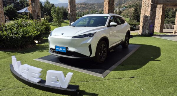 Dongfeng MAGE EV en Chile