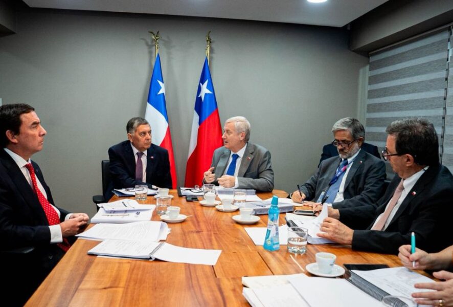 José Antonio Kast y comité de seguridad
