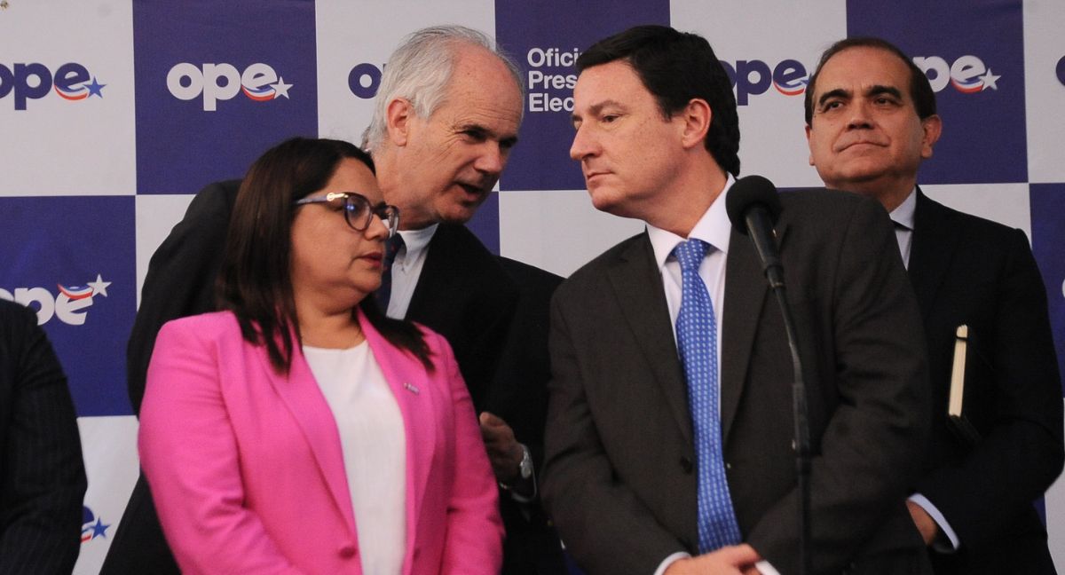 Arturo Squella