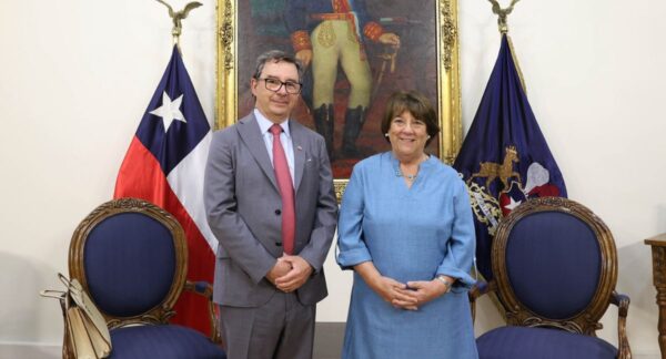 Fernando Barros y Adriana Delpiano