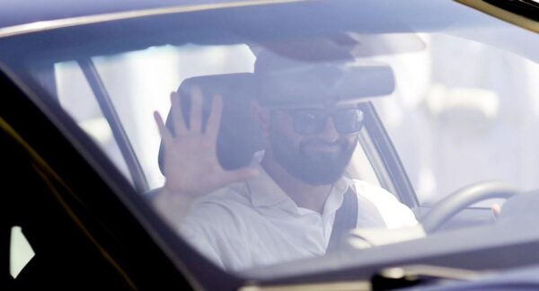 Gabriel Boric en auto