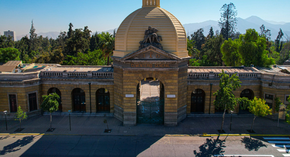 En medio del deterioro que enfrenta el Cementerio General, recinto ingresó al Registro de Museos: podrá acceder a nuevas herramientas de conservación