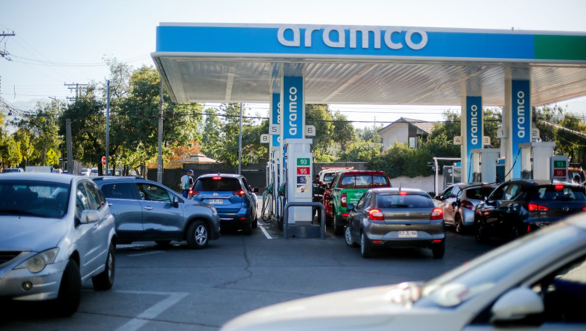 Autos híbridos y eléctricos en Chile: la cuenta cambia con el alza de combustibles