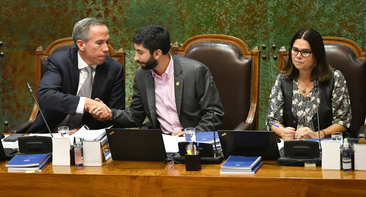 La querella del diputado Camaño contra Franco Parisi: acusa injurias por supuestos favores a su familia tras votar con la derecha