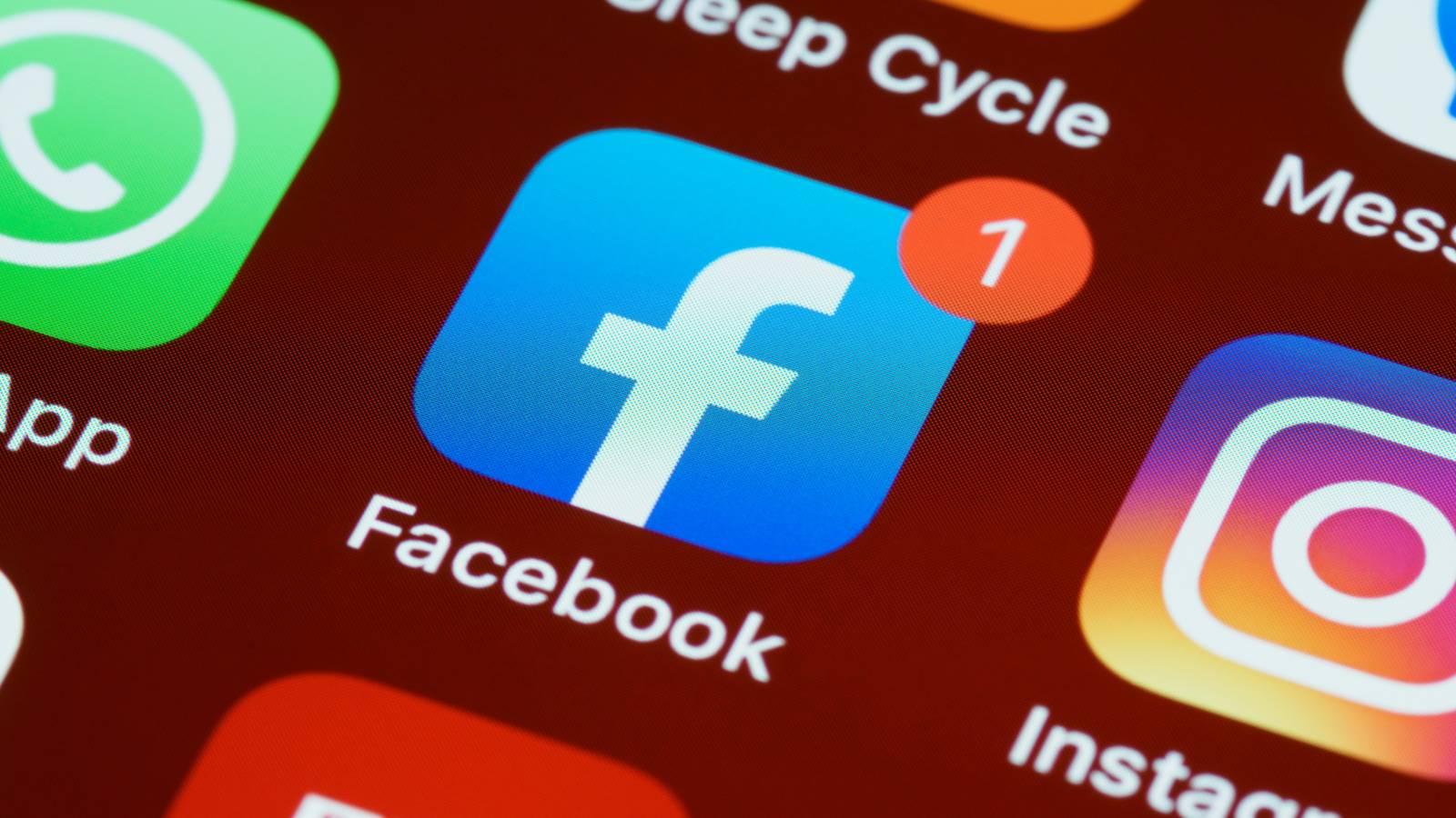 Un fallo histórico sobre adicción a redes sociales: Meta y YouTube fueron declarados negligentes y deberán pagar millonaria indemnización a usuaria