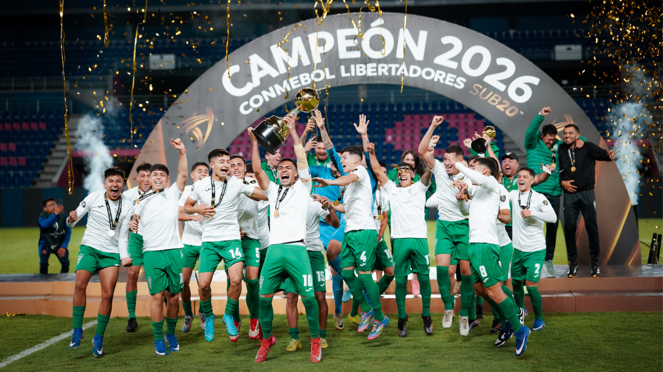 Los descargos de la Corporación Santiago Wanderers en contra de la familia Sánchez por el conflicto de la indumentaria: “No hay ningún compromiso deportivo”