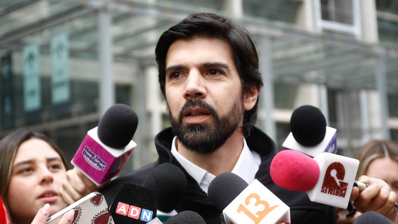 Fijan audiencia de formalización contra exdiputado Joaquín Lavín León por fraude al fisco, tráfico de influencias y otros delitos