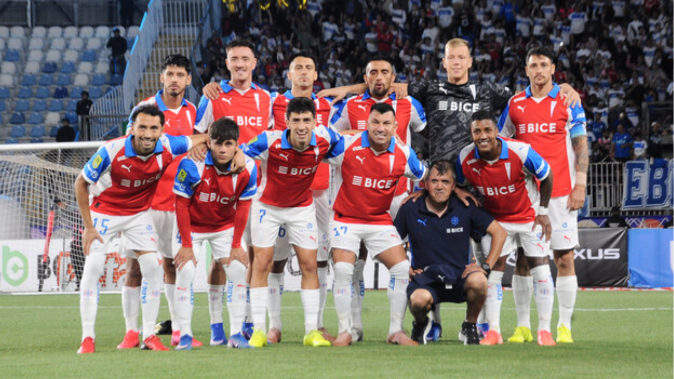 Universidad Católica sufre inesperado atraso en su vuelo y llegará con lo justo para enfrentar a Cobresal: despegan a las 13 horas y juegan a las 18 horas