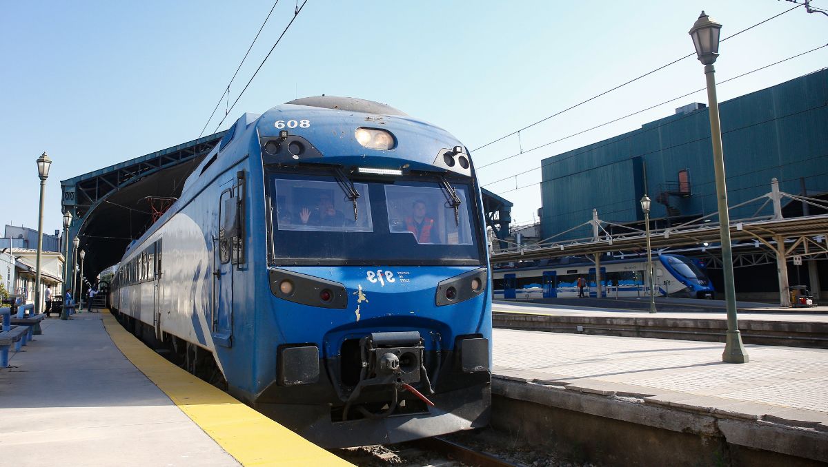 Tras 10 años fuera de servicio, estación de trenes de Requínoa vuelve a operar: se sumará al tramo San Fernando-Estación Central