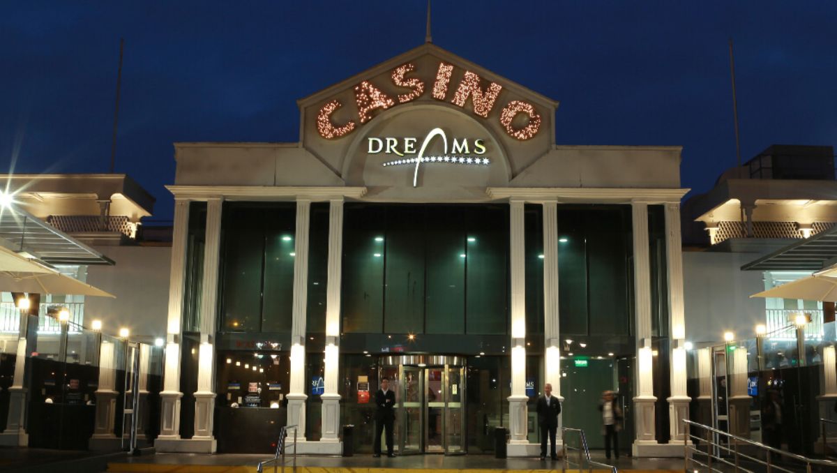 El año redondo de Dreams: operadora de casinos logró utilidades récord en 2025 por casi $25.000 millones creciendo un 20,7%