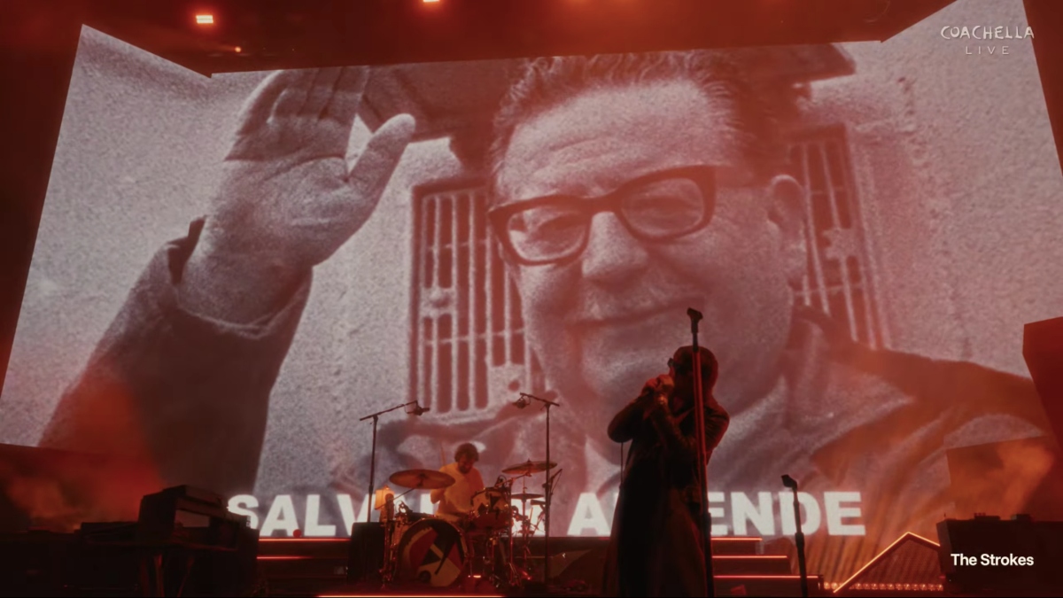 “¿De qué lado estás?”: el mensaje de protesta de The Strokes en Coachella que incluyó una referencia a Salvador Allende
