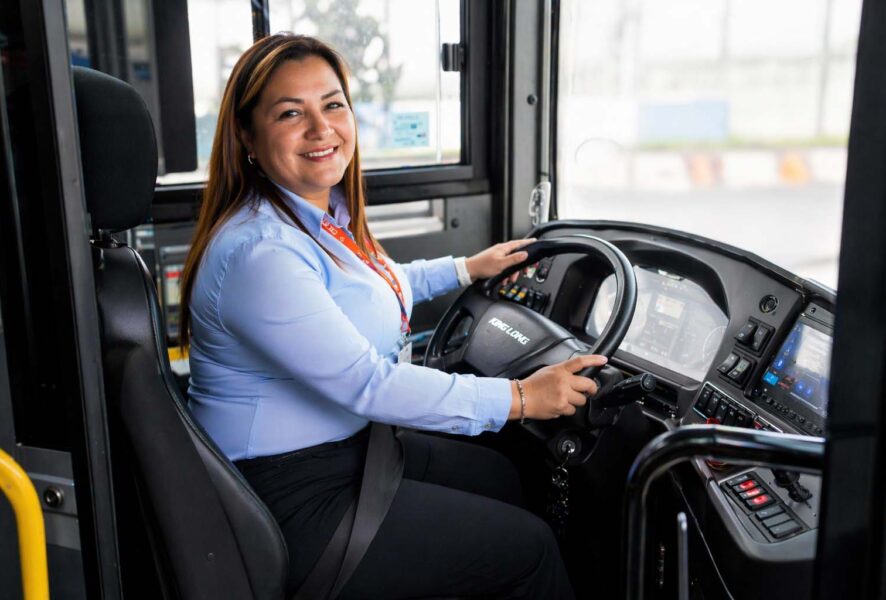 Mujeres conductoras en el transporte público
