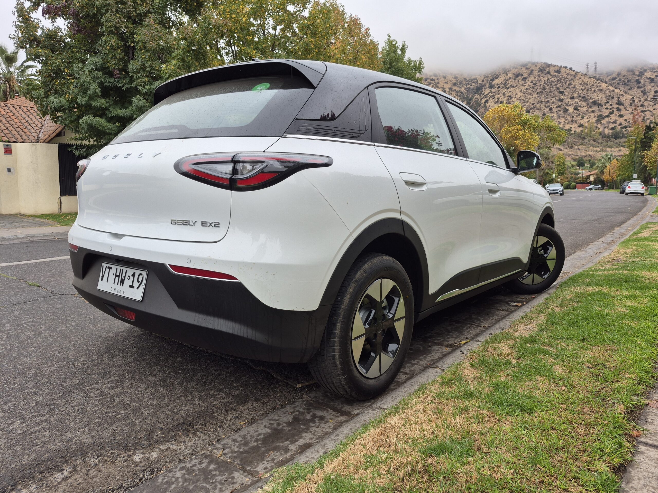 Al volante del Geely EX2 Max