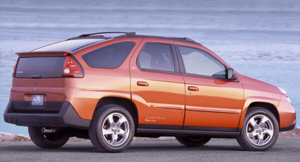 autos más feos de la historia