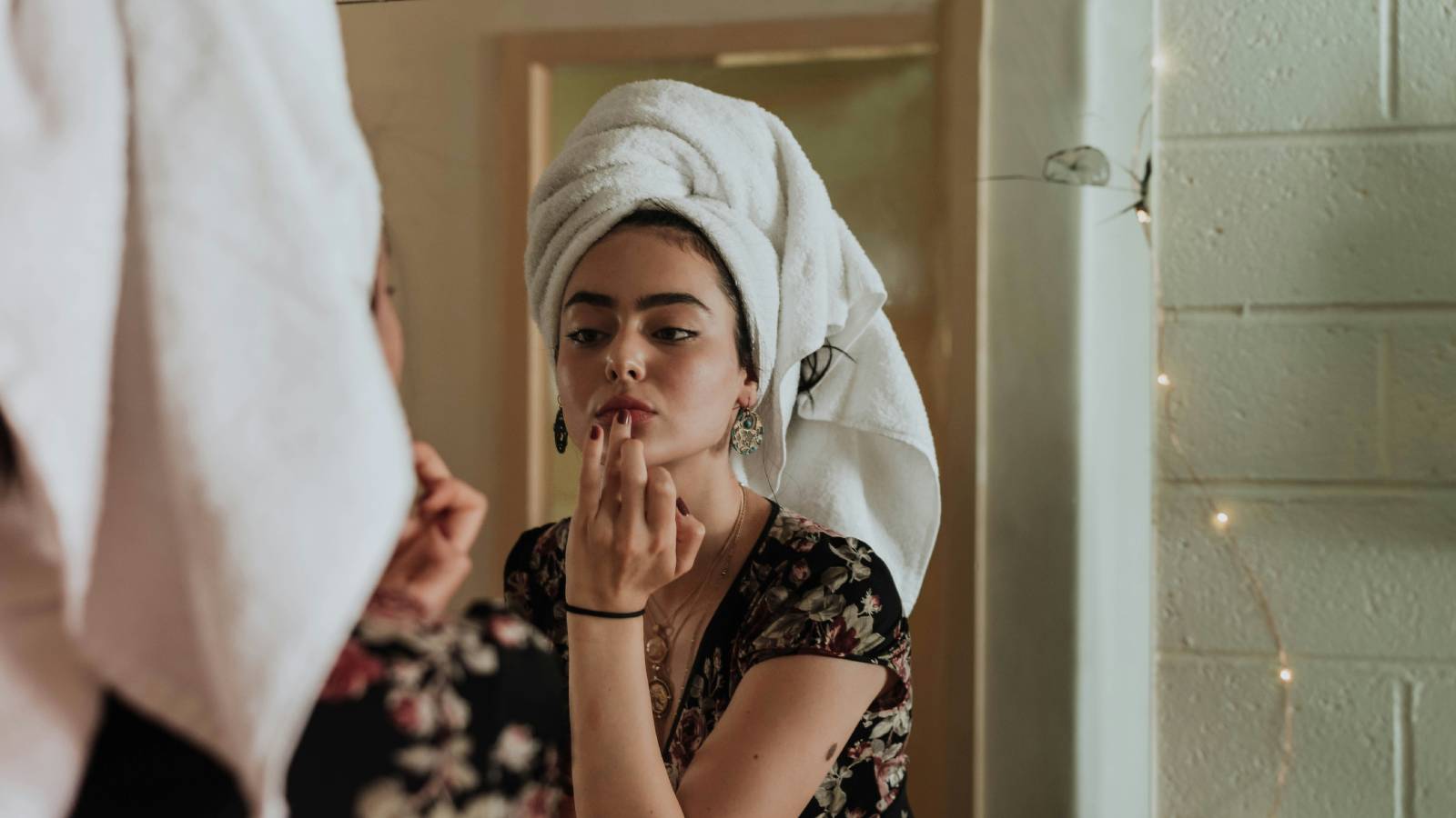 Generación Z lidera presión estética en Chile: estudio revela que jóvenes son las más exigidas en un país que aún castiga el envejecimiento