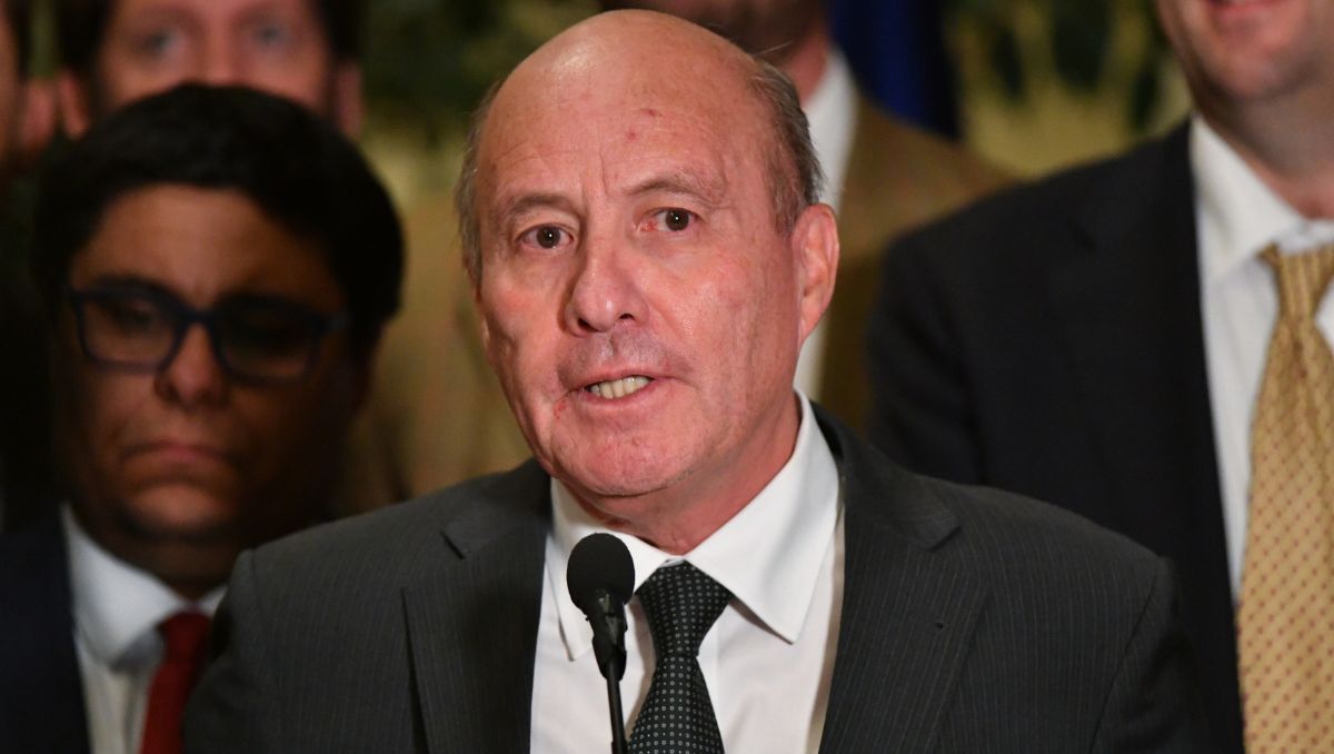 Descontinuar 142 programas y rebajar presupuesto en otros 260: las recomendaciones de Hacienda a ministerios para recortar más de $6 mil millones de dólares