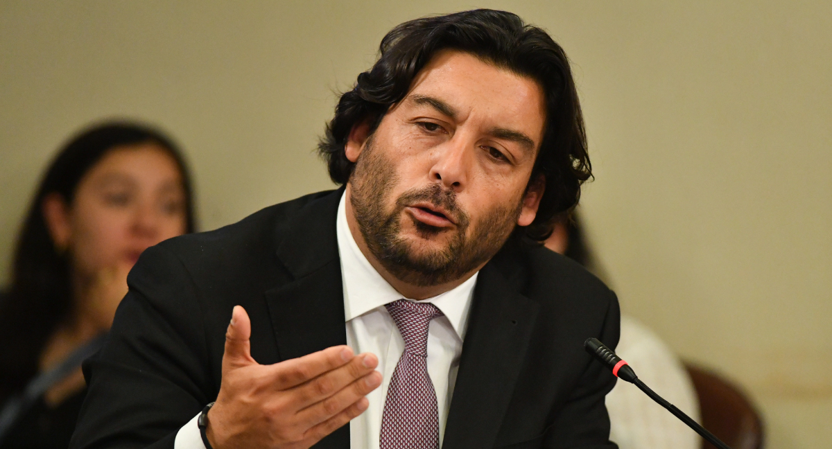 Oposición se lanza contra el Gobierno por polémica propuesta de recortes de Hacienda y acusa que se pondrá fin a programas sociales