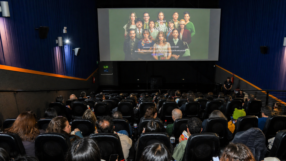Javiera Balmaceda Pascal celebra el estreno global de 'La Casa de los Espíritus' en Prime Video — image 2