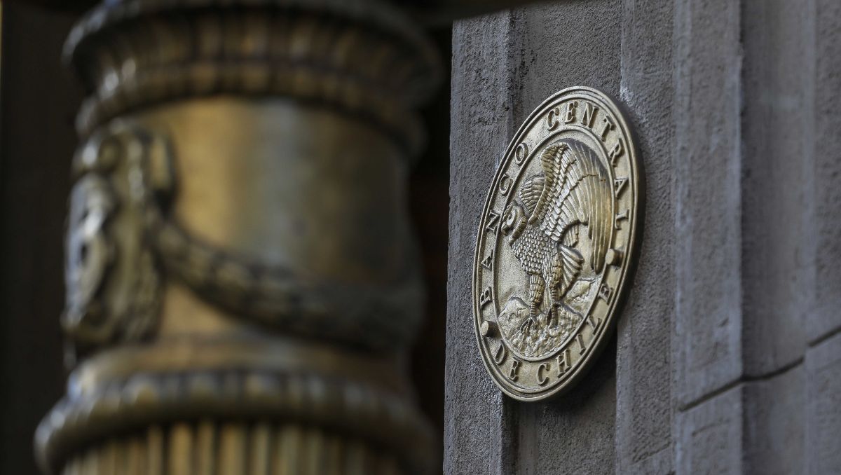 Imacec de marzo cae 0,1%: economía chilena no logra despegar en 2026 y anota tercer mes consecutivo con cifras negativas