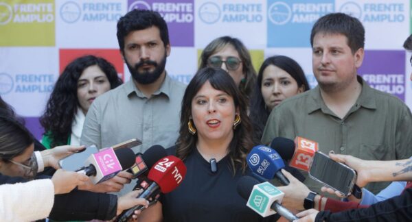 Constanza Martínez Frente Amplio}