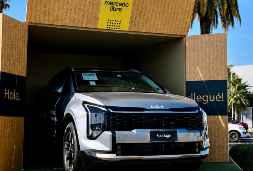 Auto presentado en el evento de Movicenter y Mercado Libre.