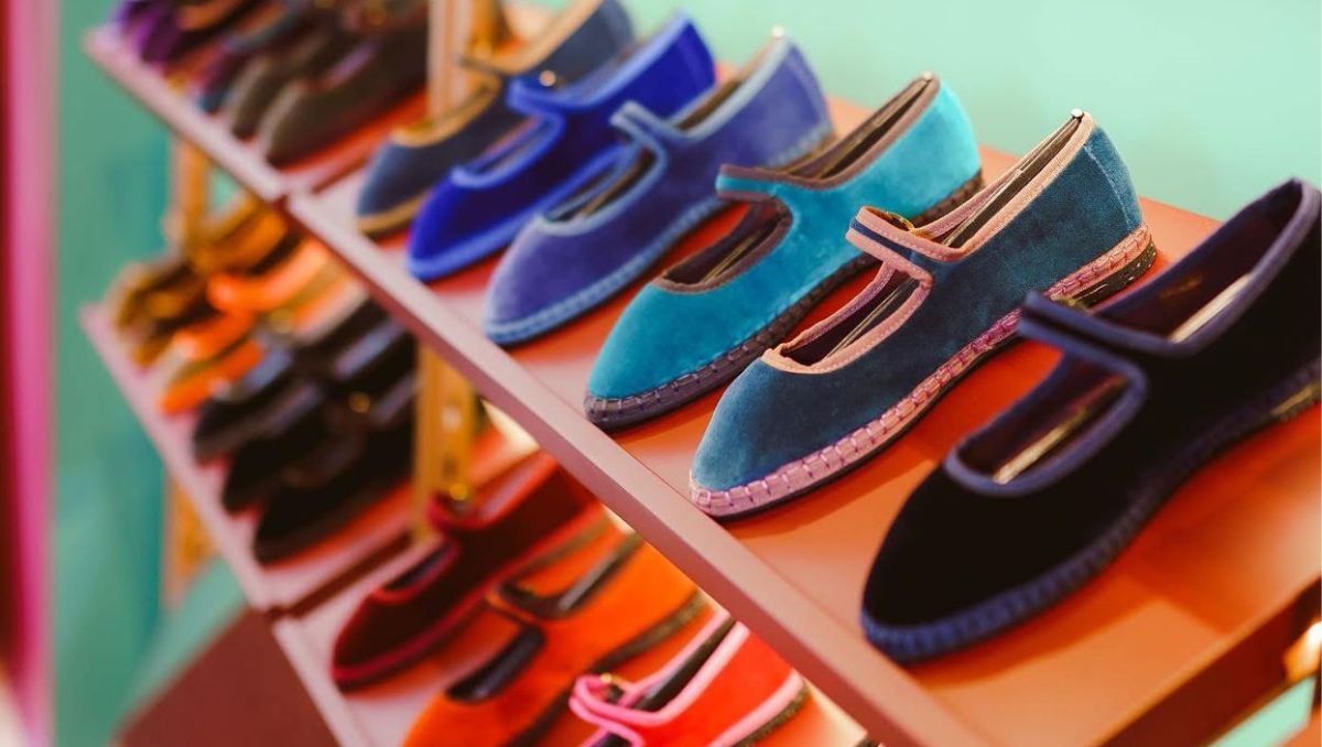 De Madrid a Santiago: Flabelus, la marca de zapatos artesanales españoles que aterriza en Chile