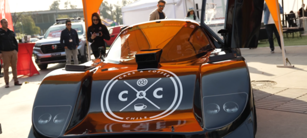 Autos de Movicenter en el evento con Mercado Libre Vehículos